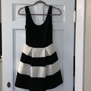 A-line, Short Black & White Tank Dress size Small